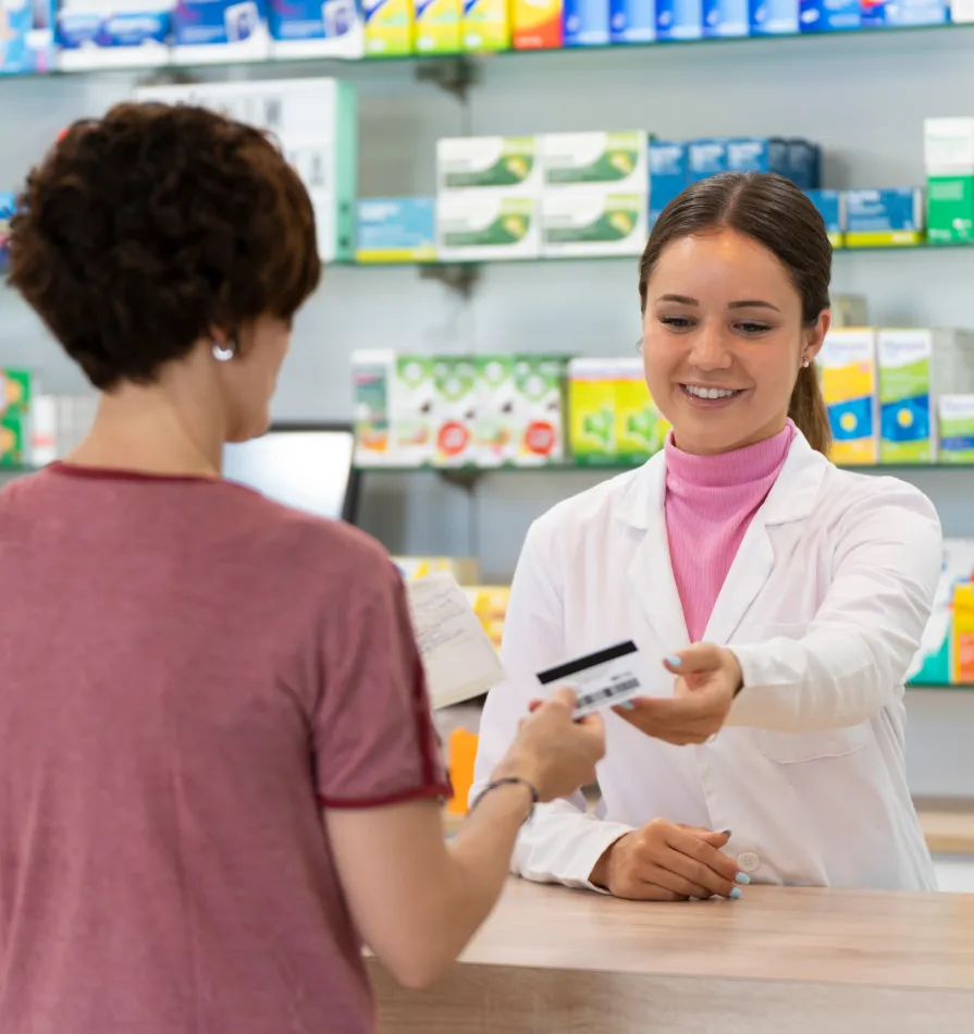 Presenter carte pharmacie avantages