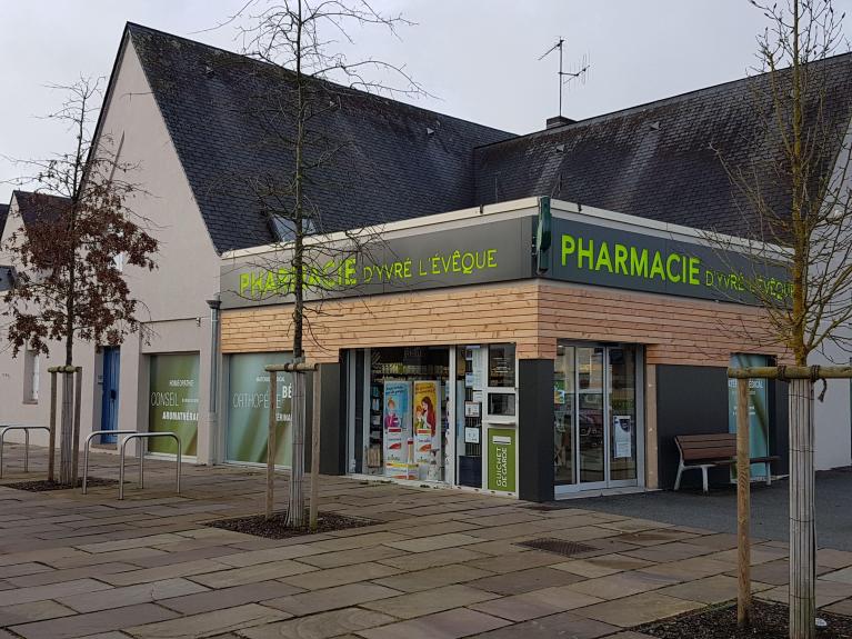 PHARMACIE D YVRE L EVEQUE